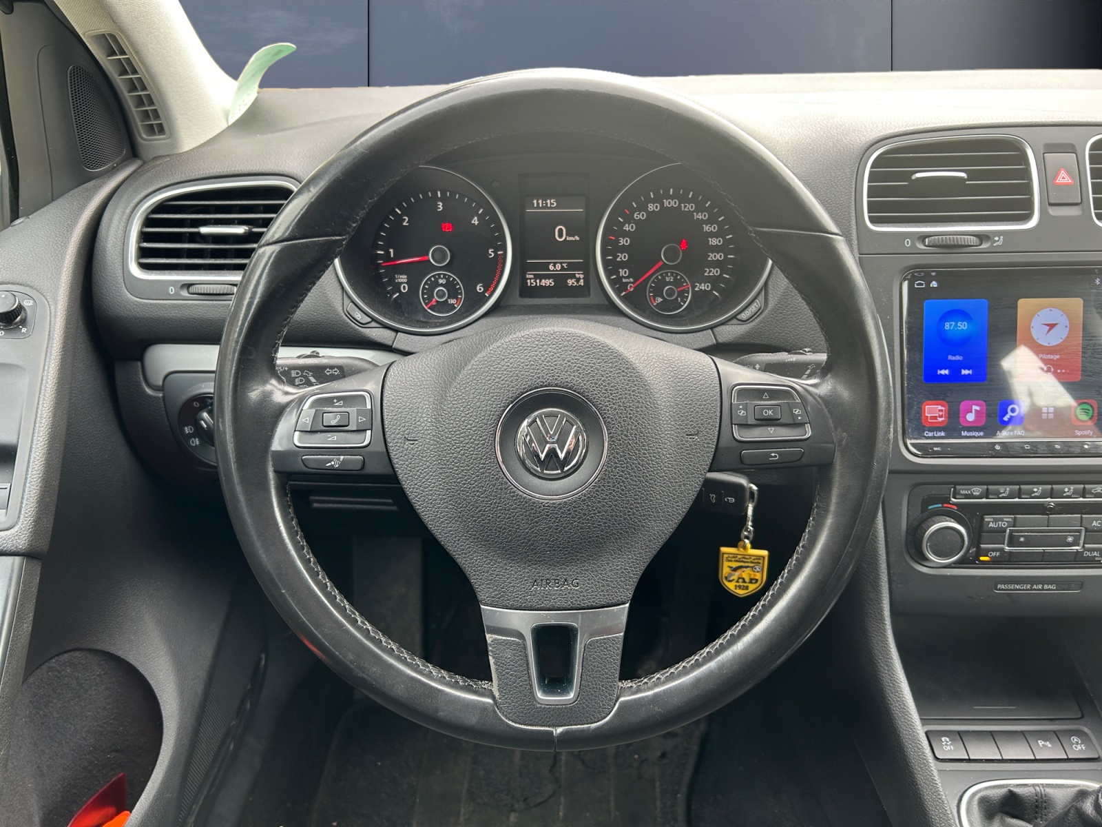 Volkswagen Golf 15