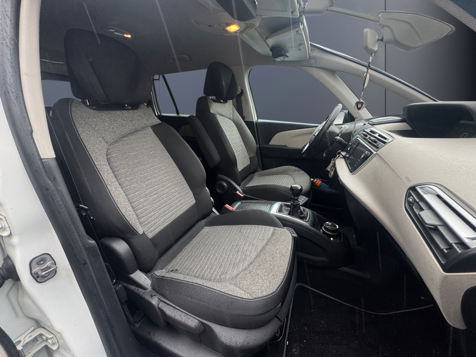 Citroen C4 Spacetourer 13