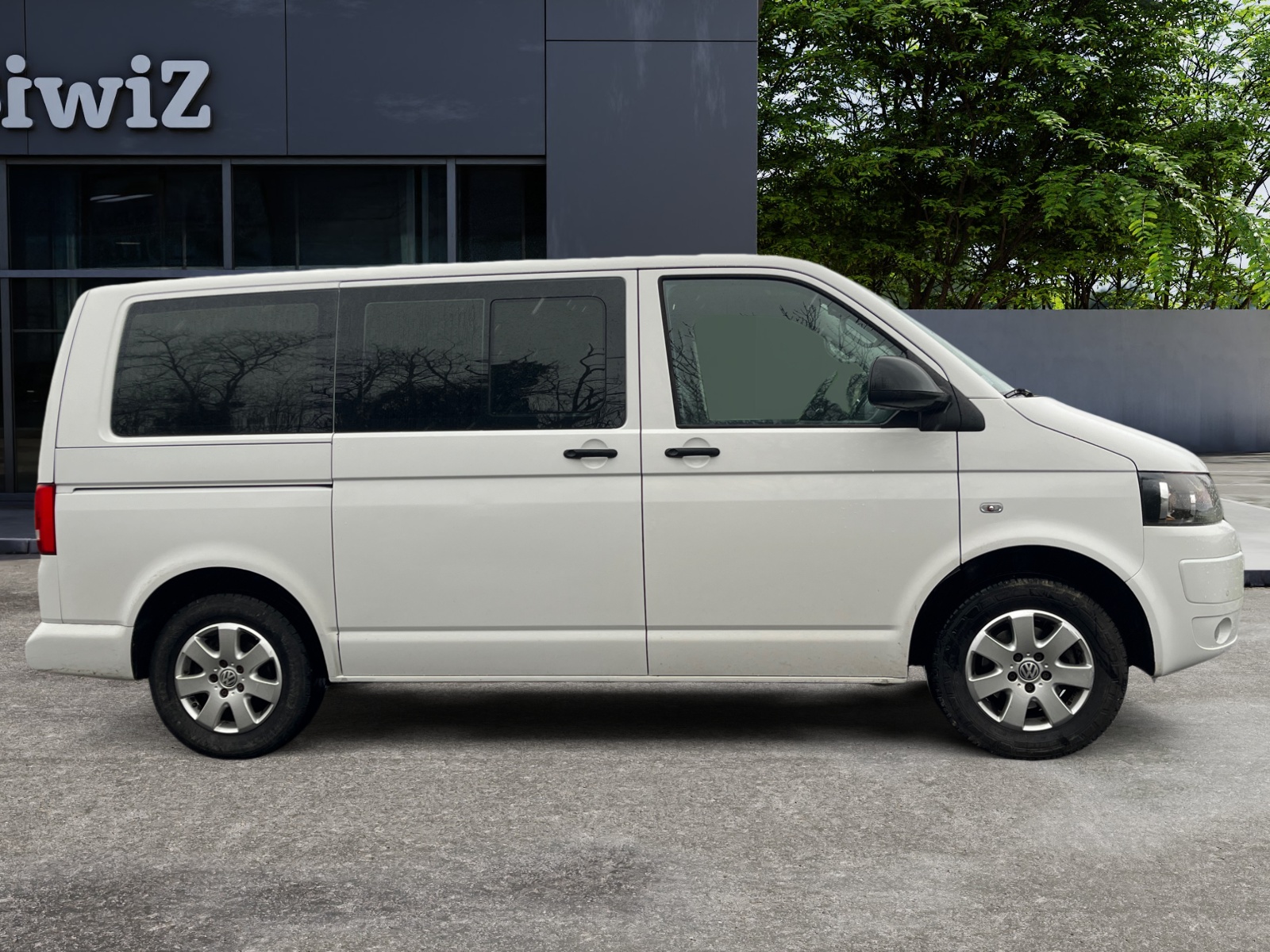 Volkswagen Multivan 5