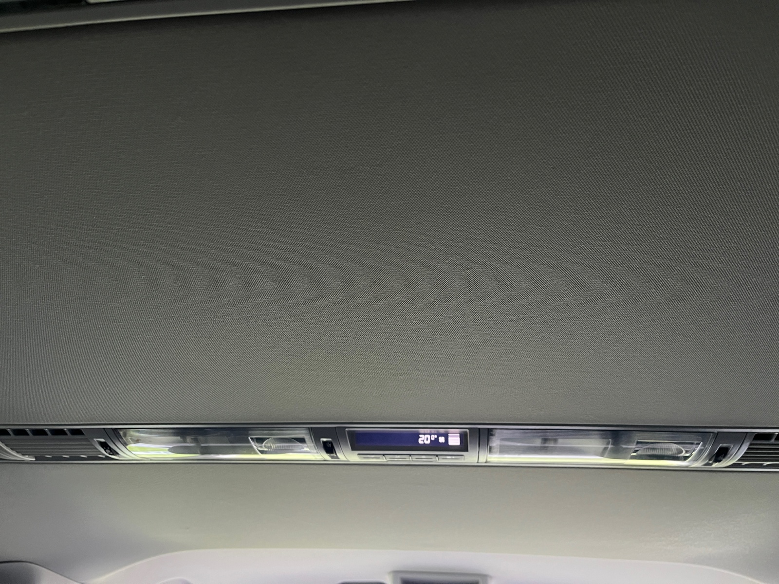 Volkswagen Multivan 19