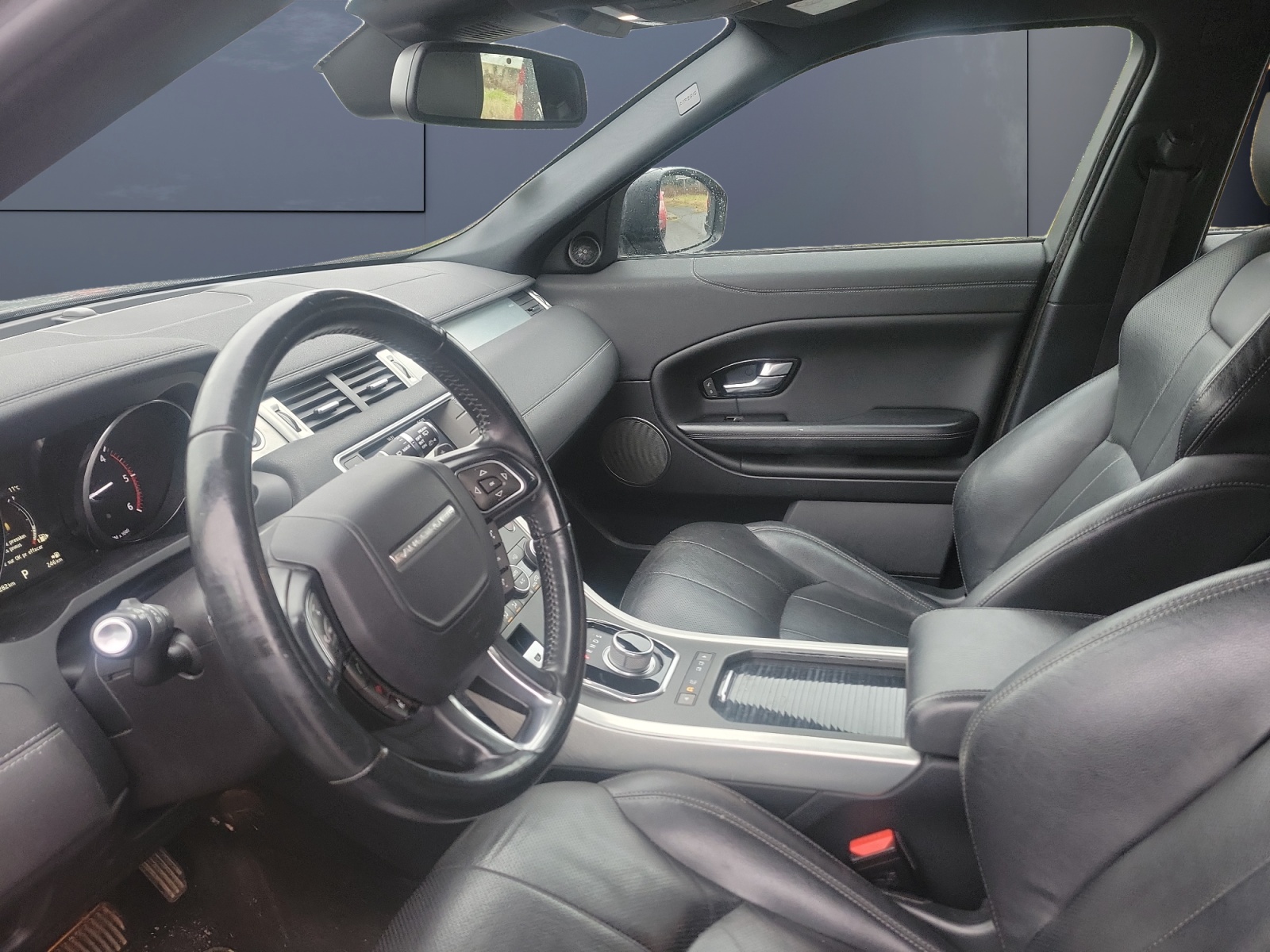 Land Rover Range Rover Evoque 8