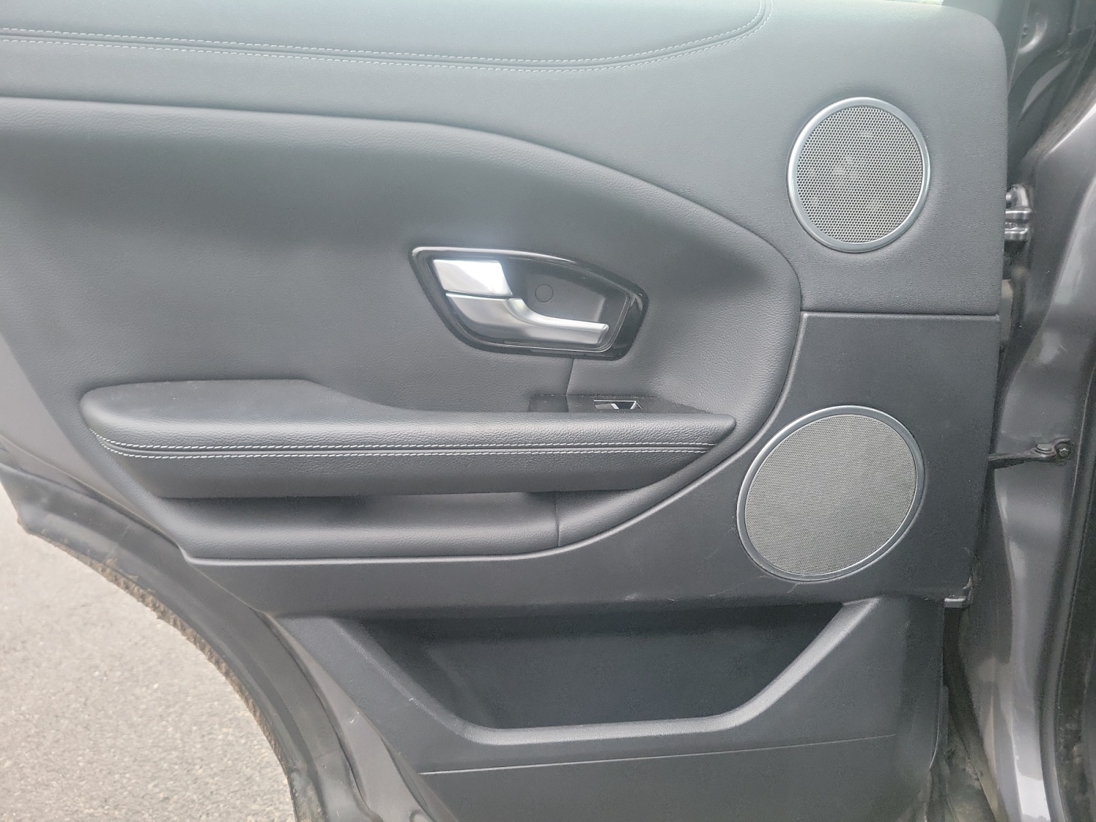 Land Rover Range Rover Evoque 29