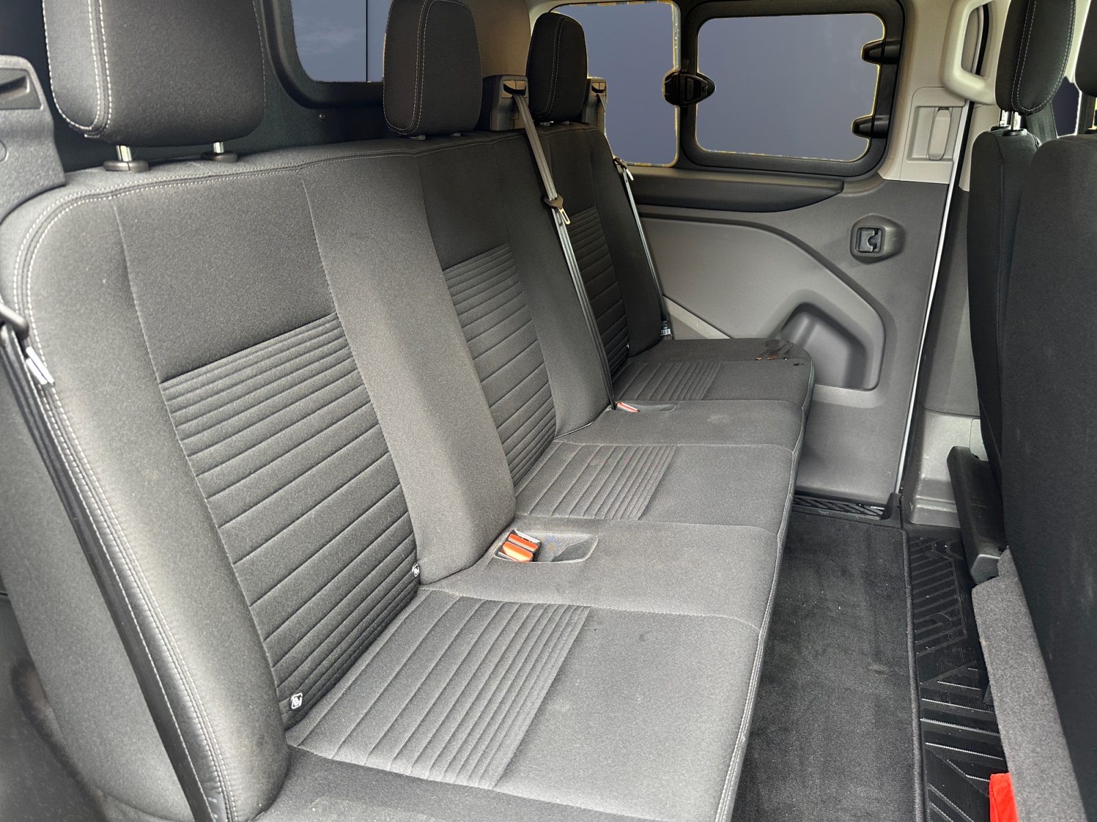 Ford Transit Custom Vu 11