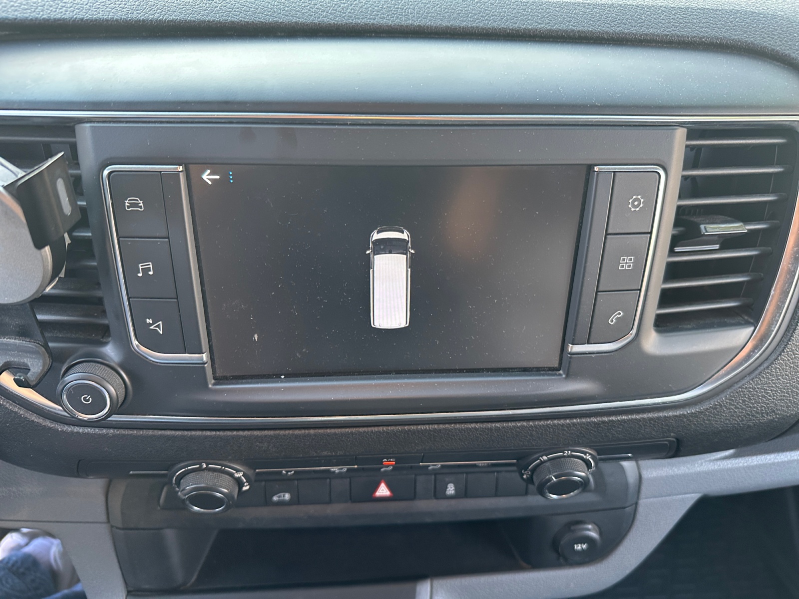 Peugeot Expert Vu 18