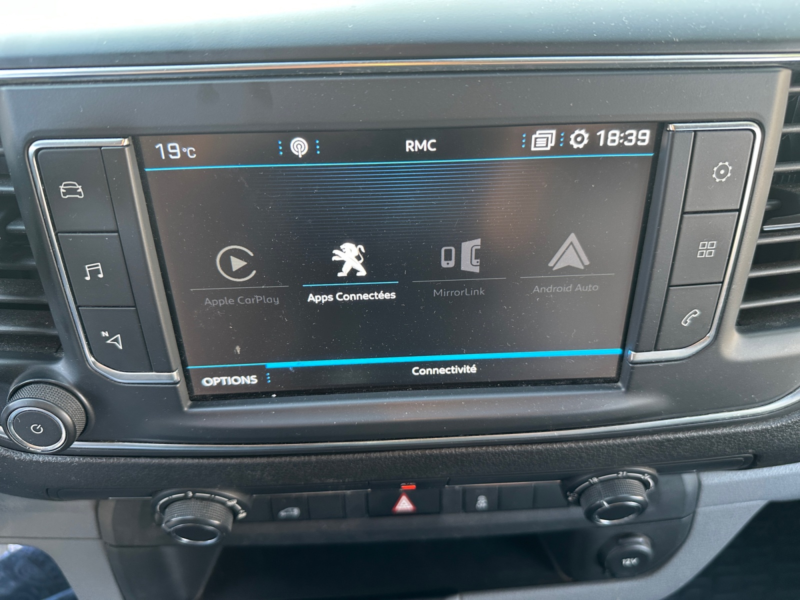 Peugeot Expert Vu 19