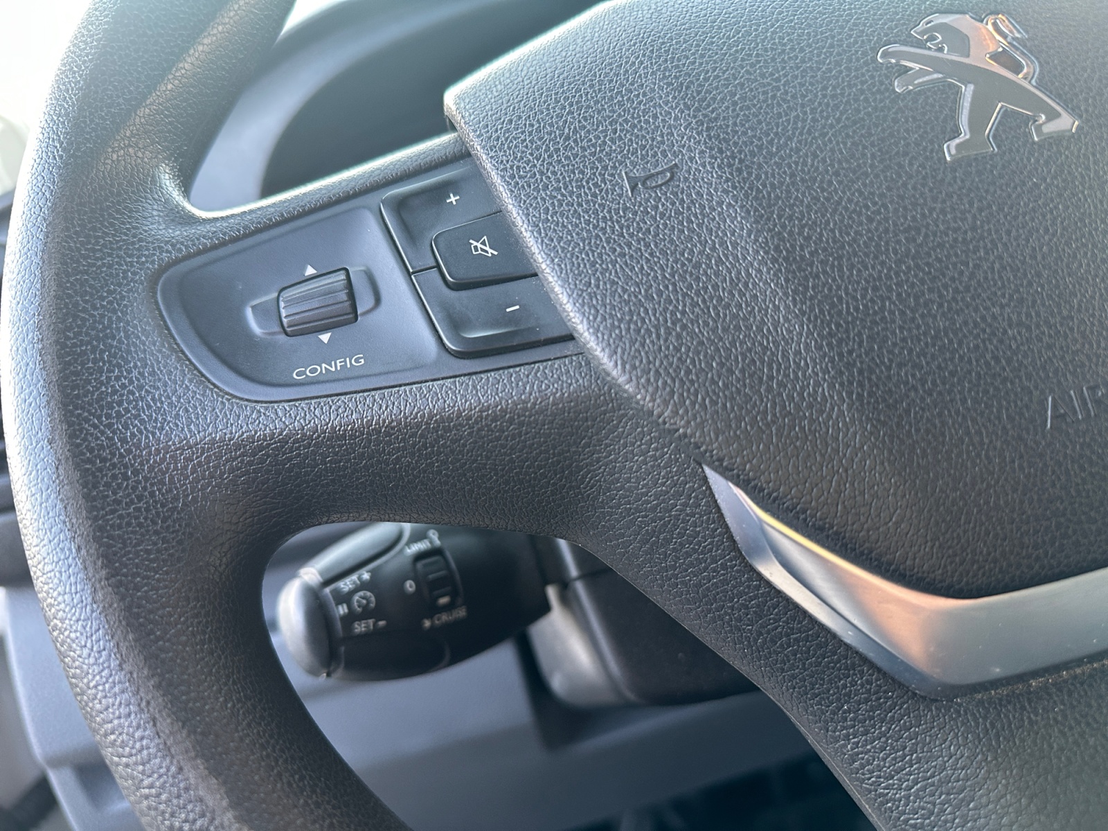 Peugeot Expert Vu 23