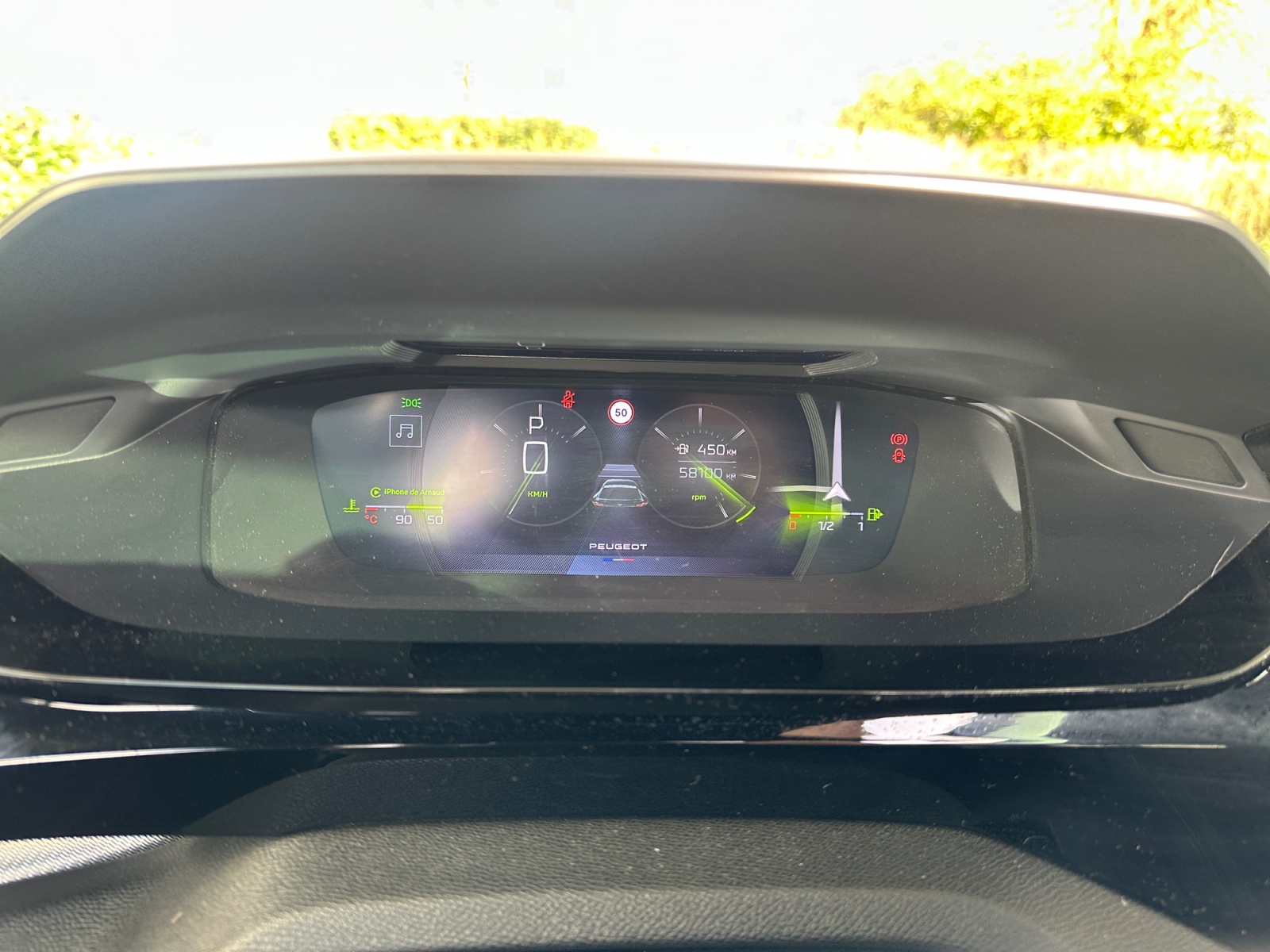 Peugeot 408 16