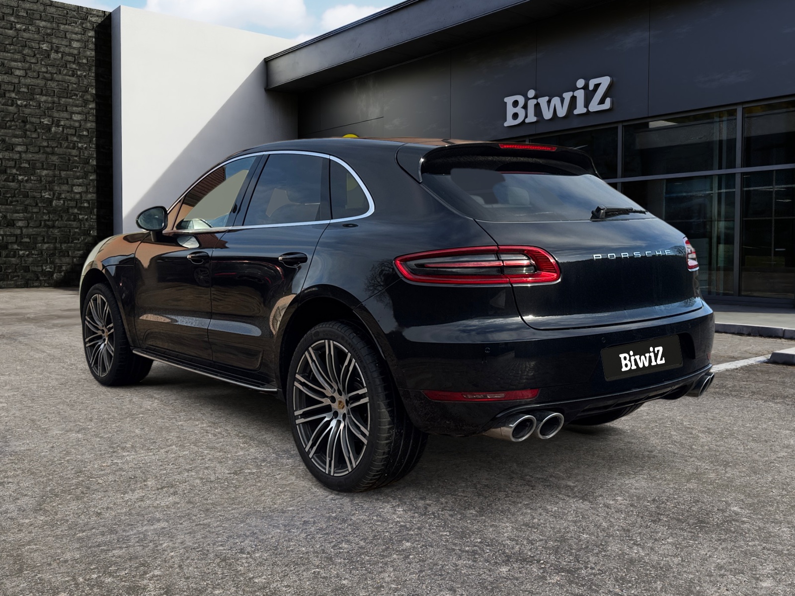 Porsche Macan 2
