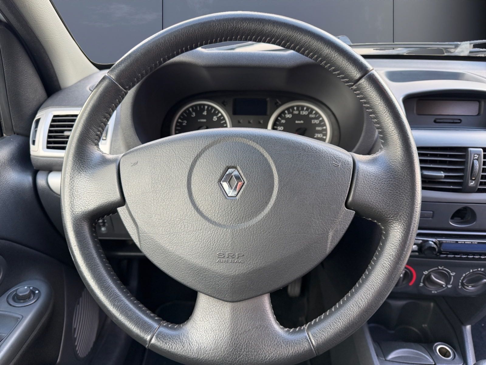 Renault Clio 15