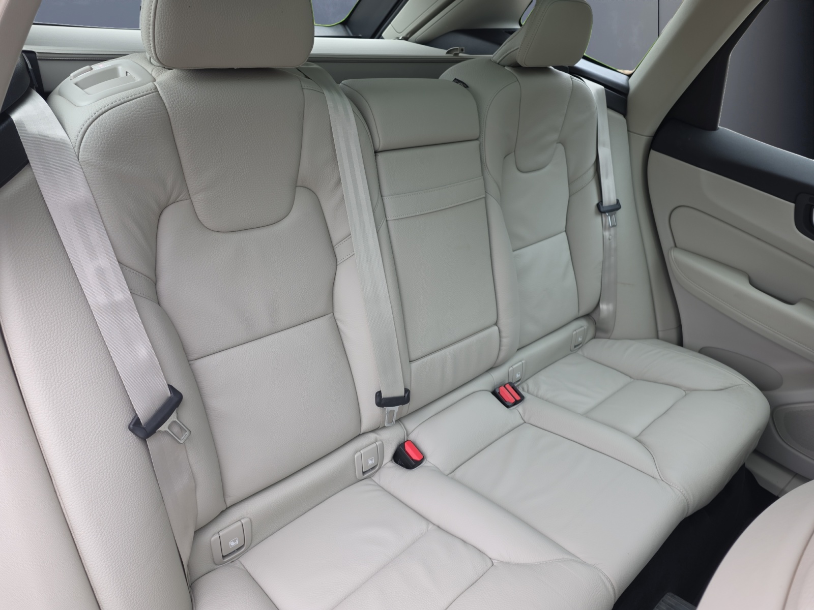Volvo Xc60 11