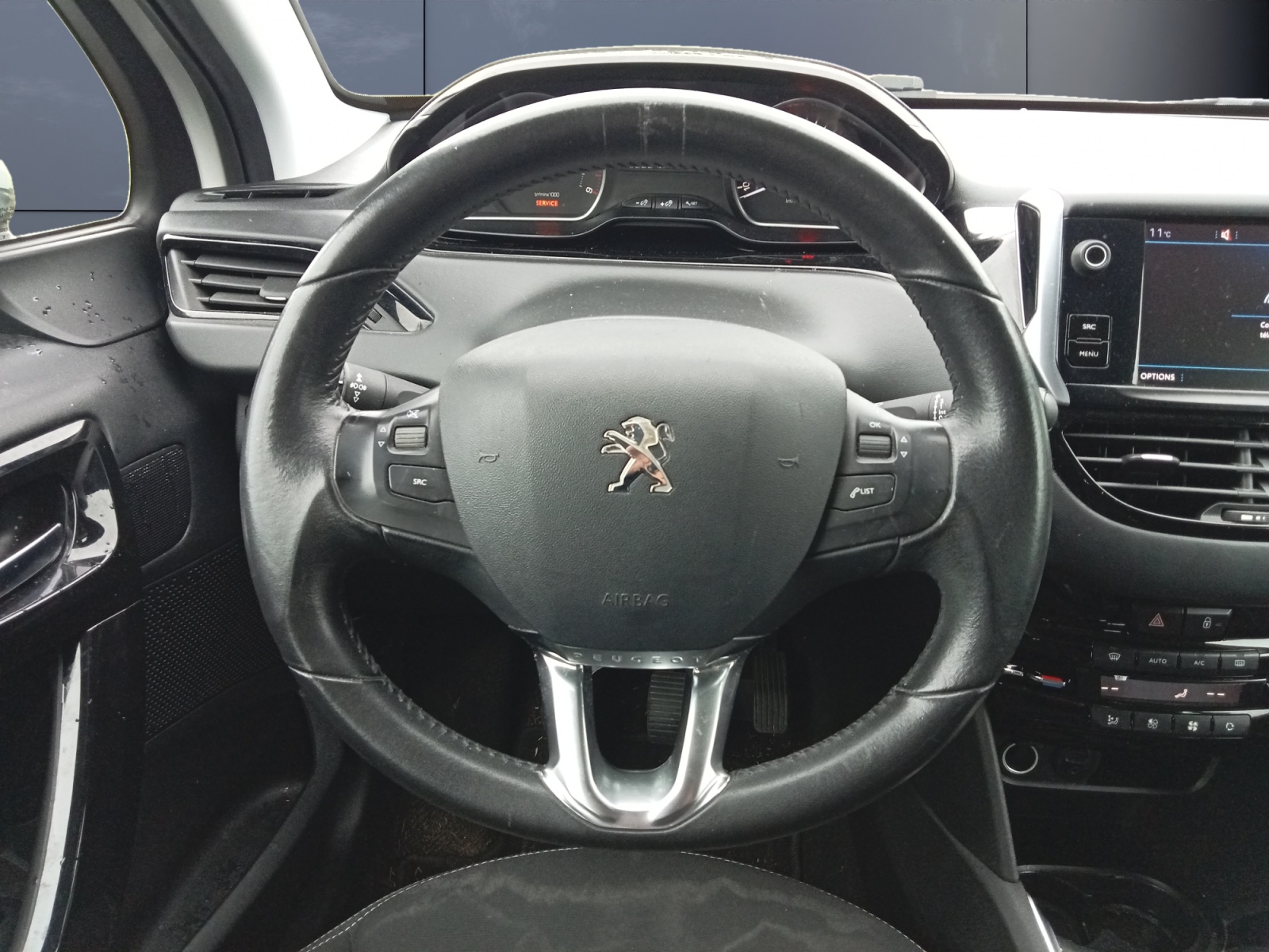 Peugeot 208 15