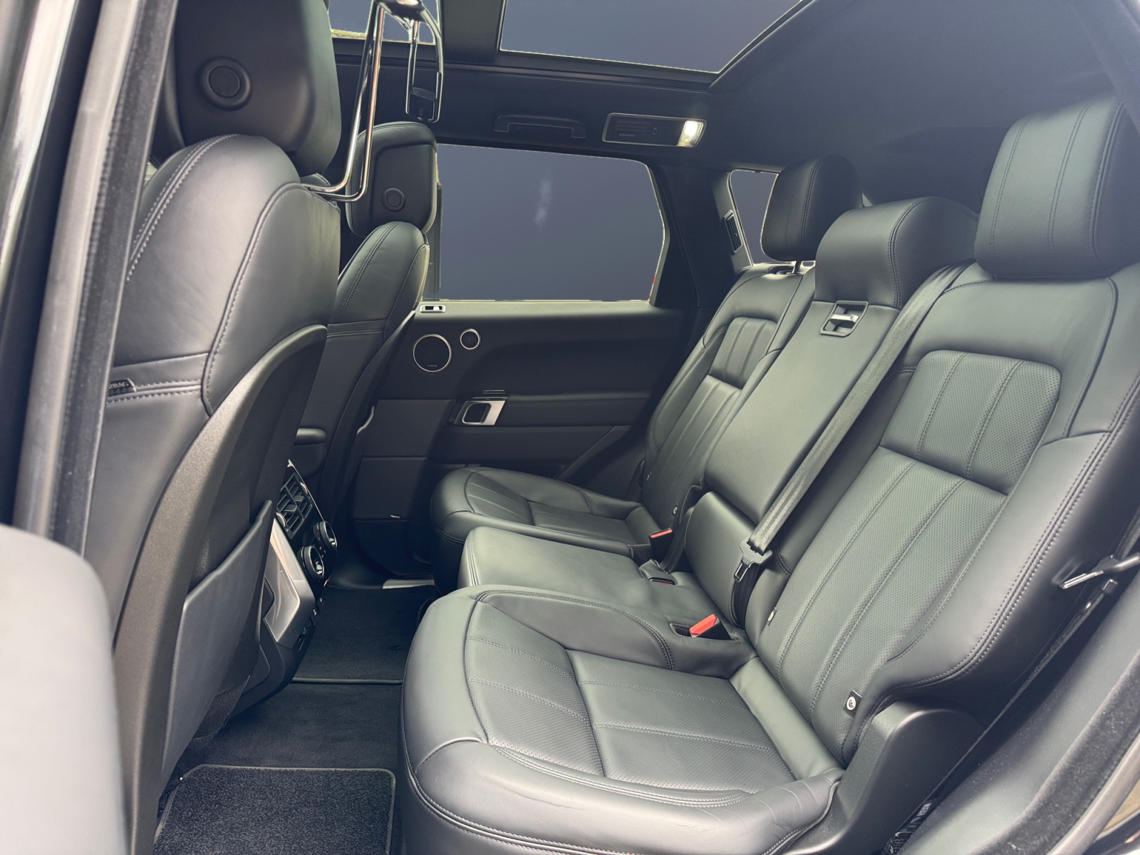 Land Rover Range Rover Sport 10