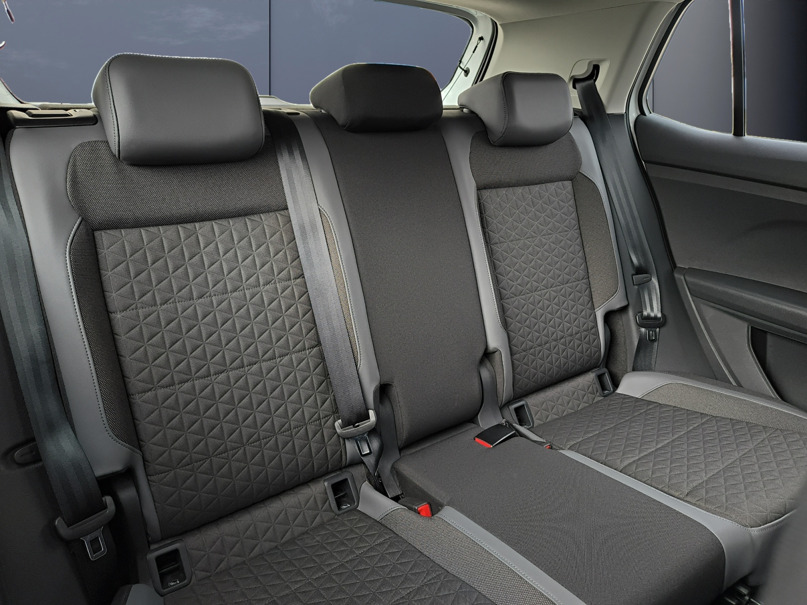 Volkswagen T-Cross 11