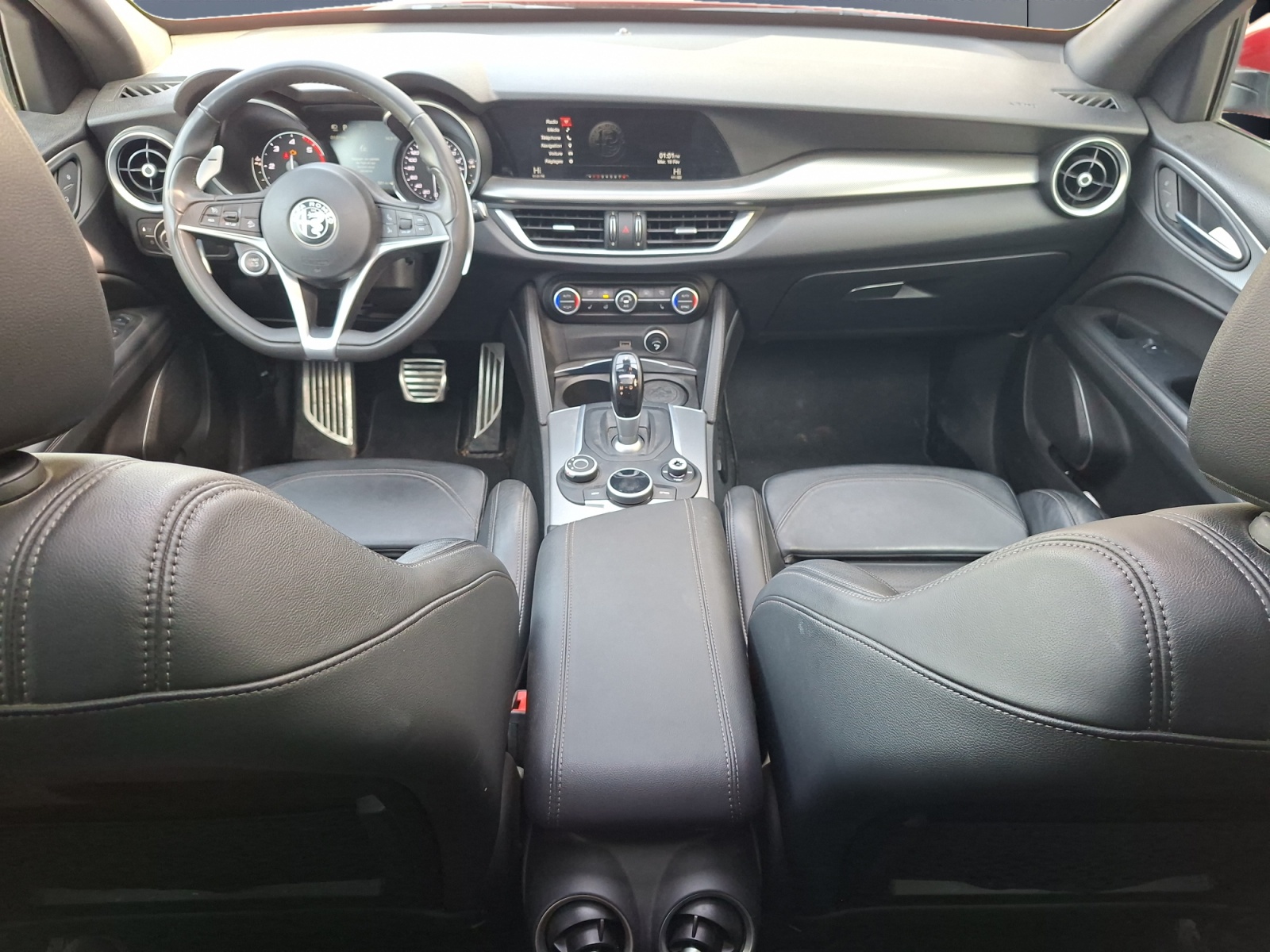 Alfa Romeo Stelvio 14