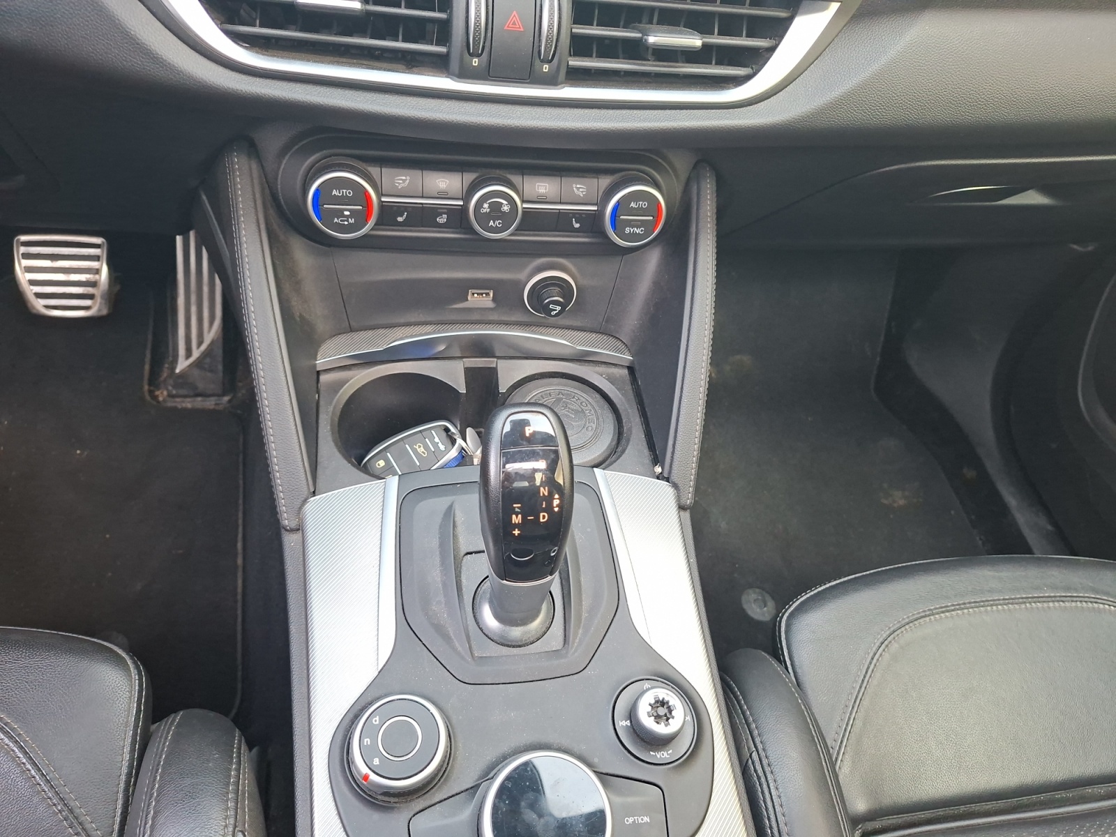 Alfa Romeo Stelvio 19