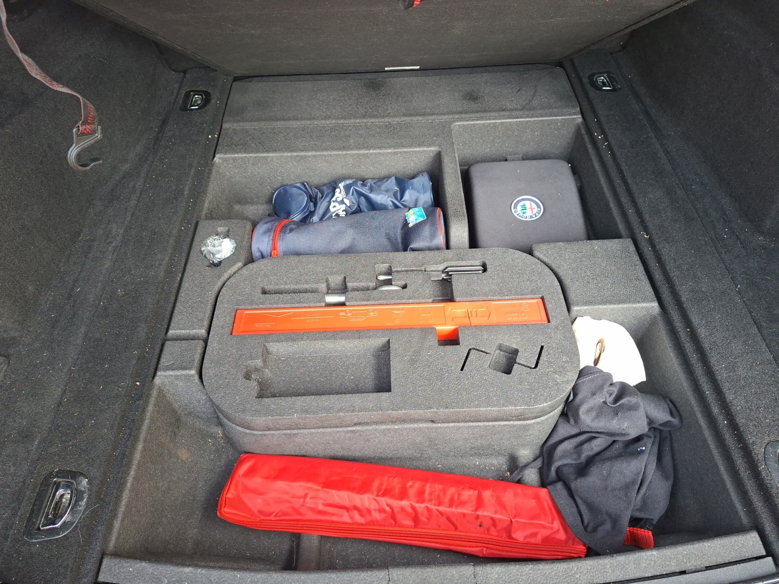 Alfa Romeo Stelvio 30