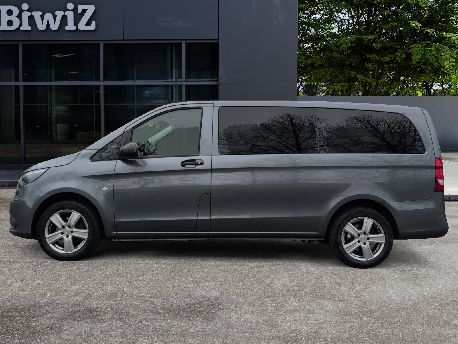 Mercedes-Benz Vito 1