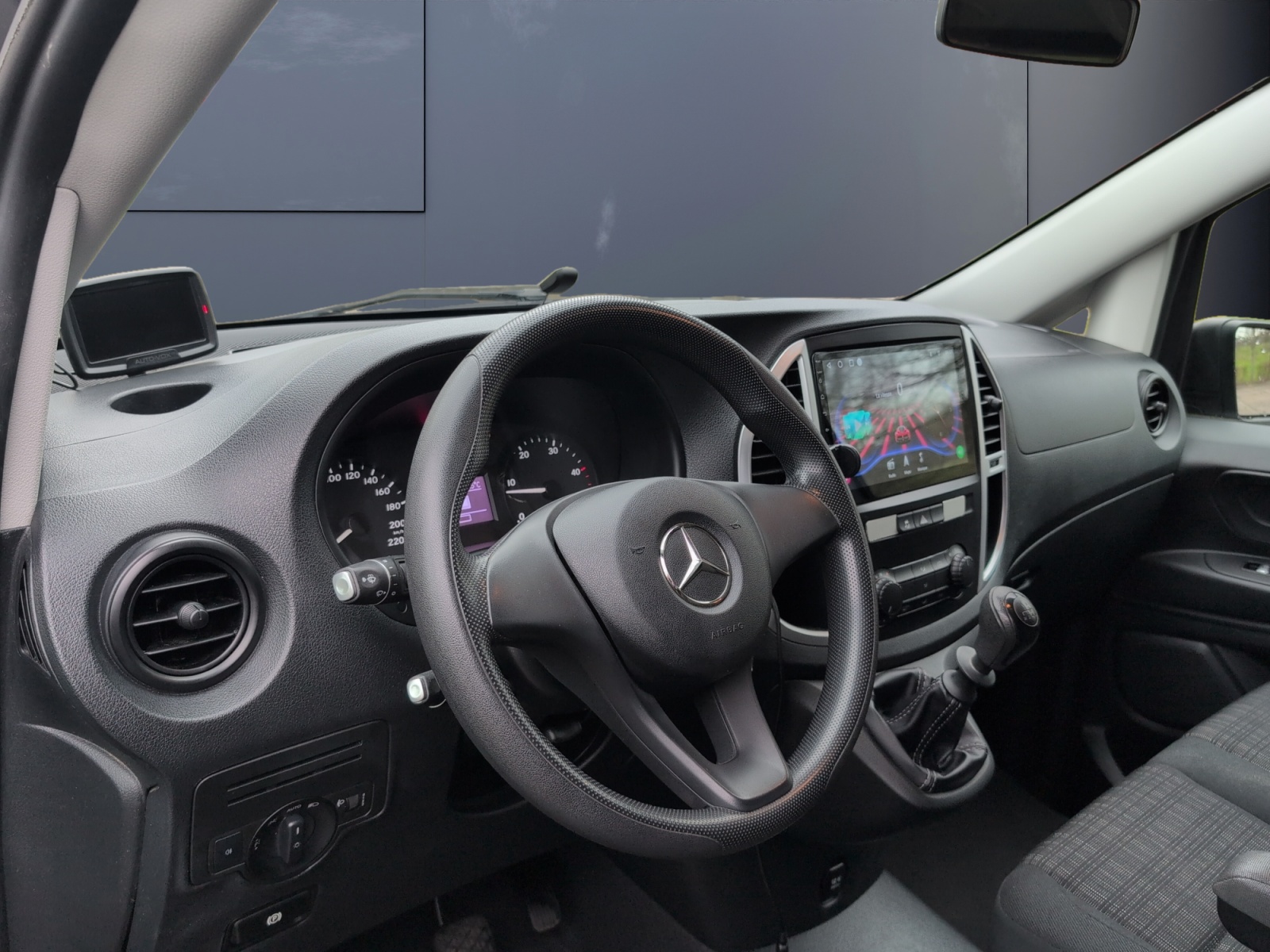 Mercedes-Benz Vito 8