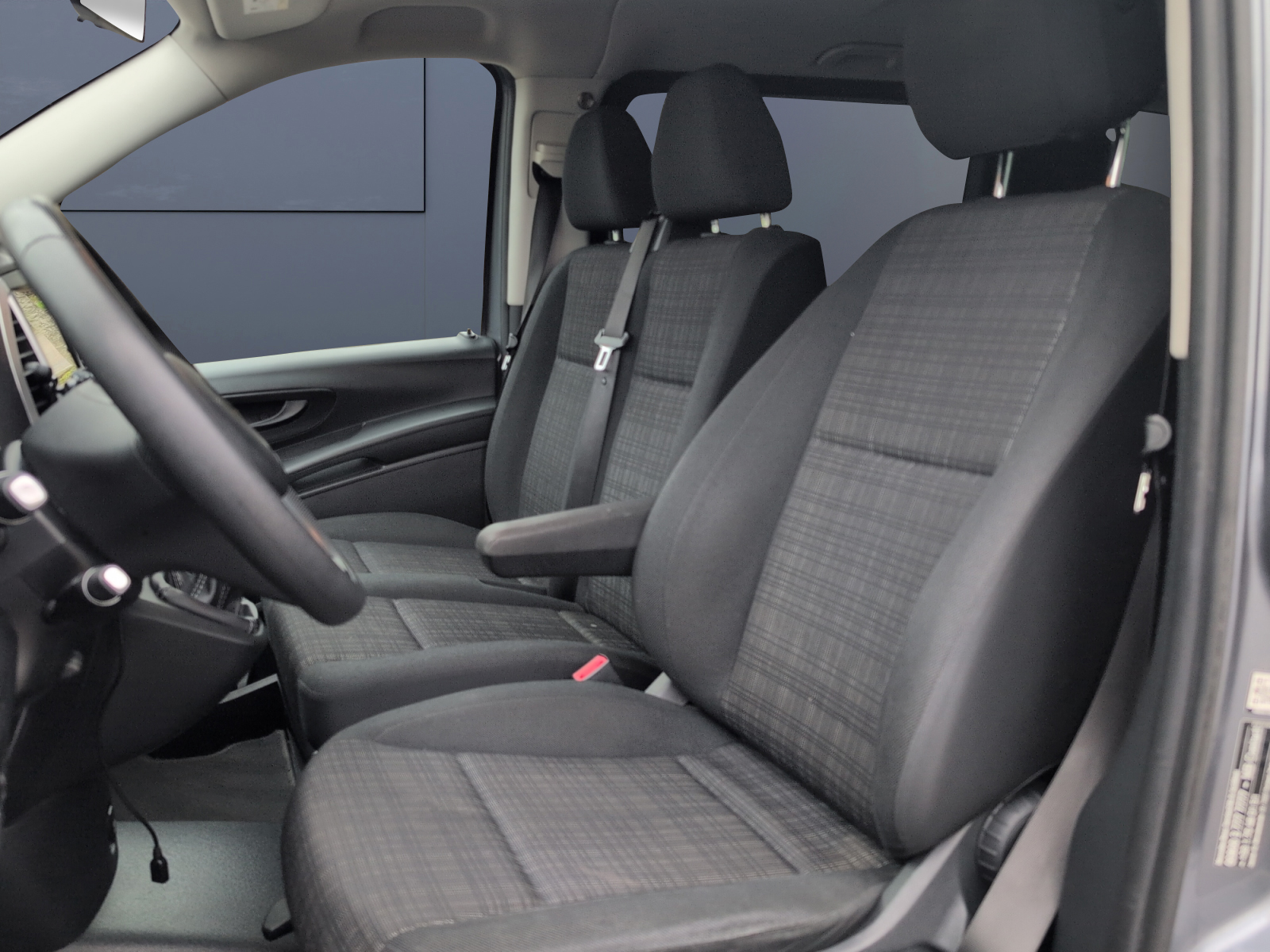 Mercedes-Benz Vito 9