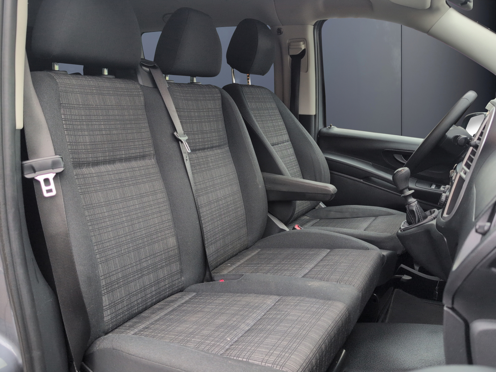 Mercedes-Benz Vito 13