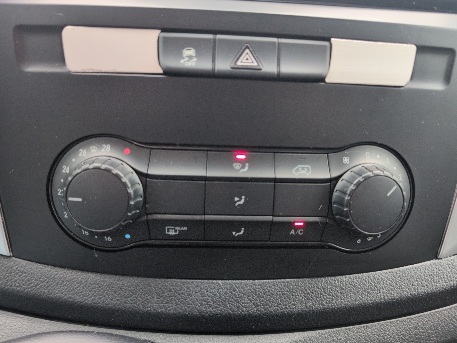 Mercedes-Benz Vito 18