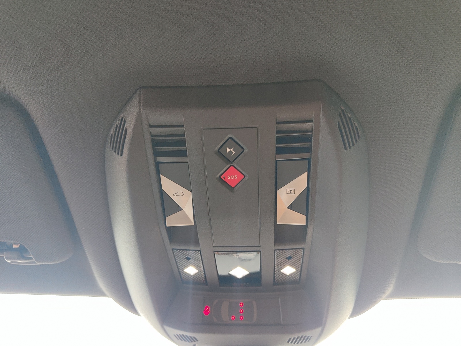 Ds Automobiles Ds 7 28