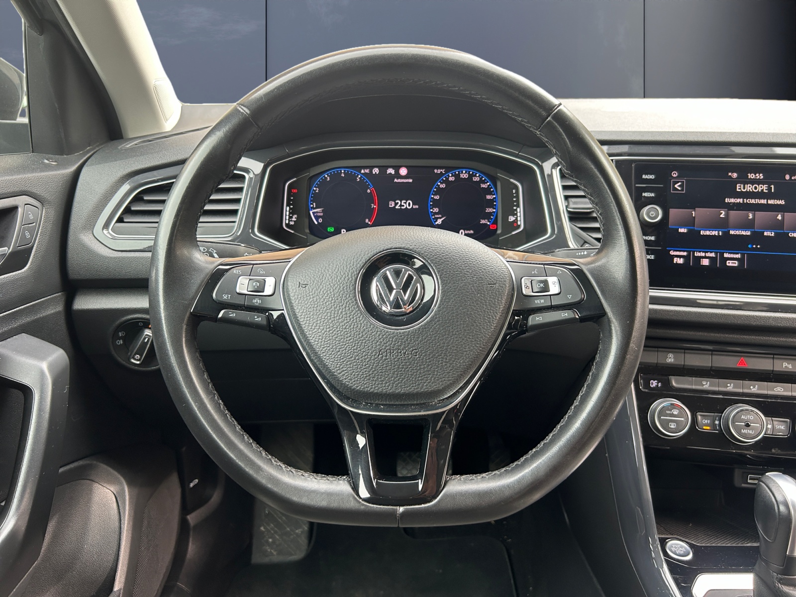 Volkswagen T-Roc 15