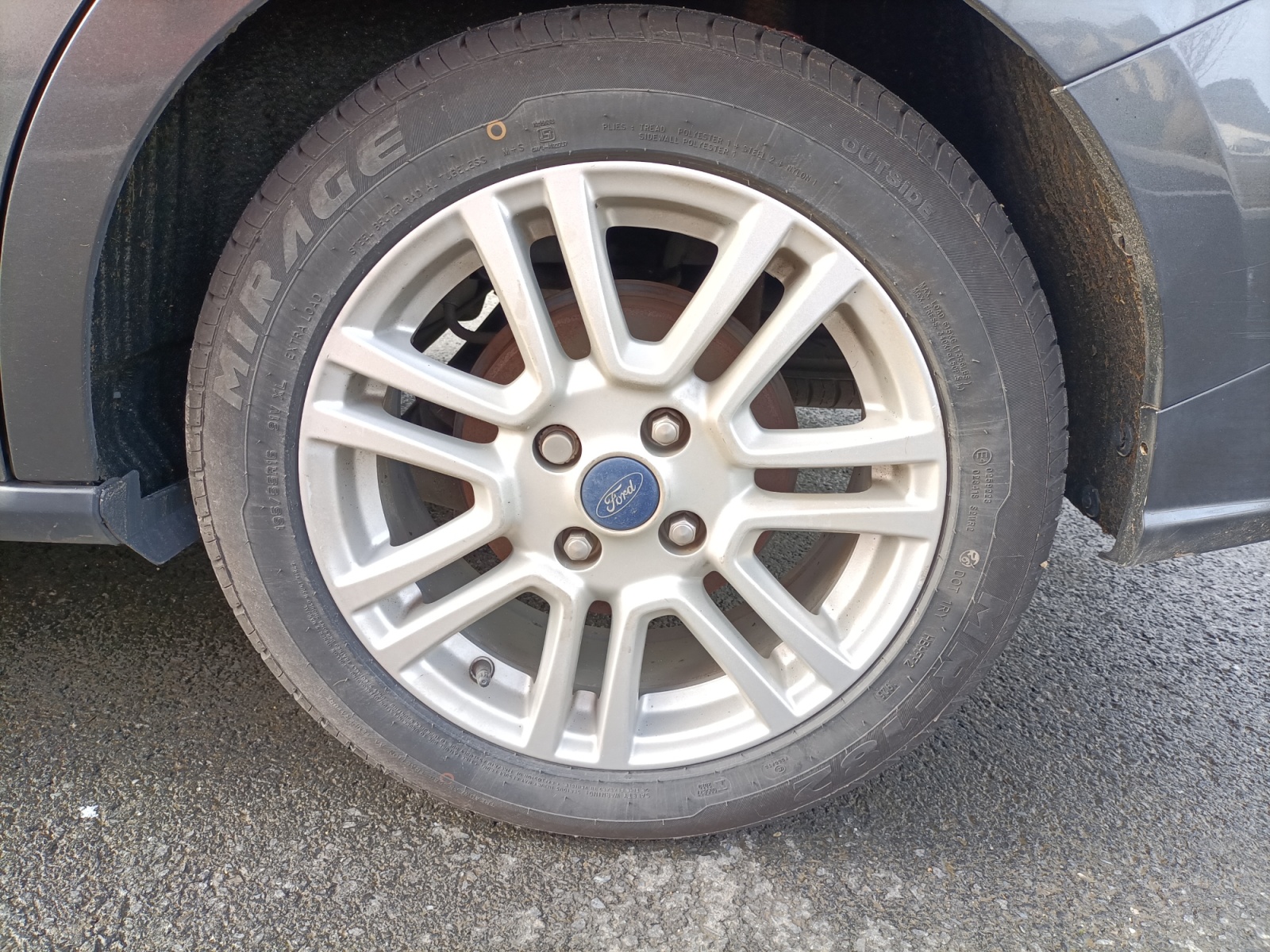 Ford Tourneo Courier 20