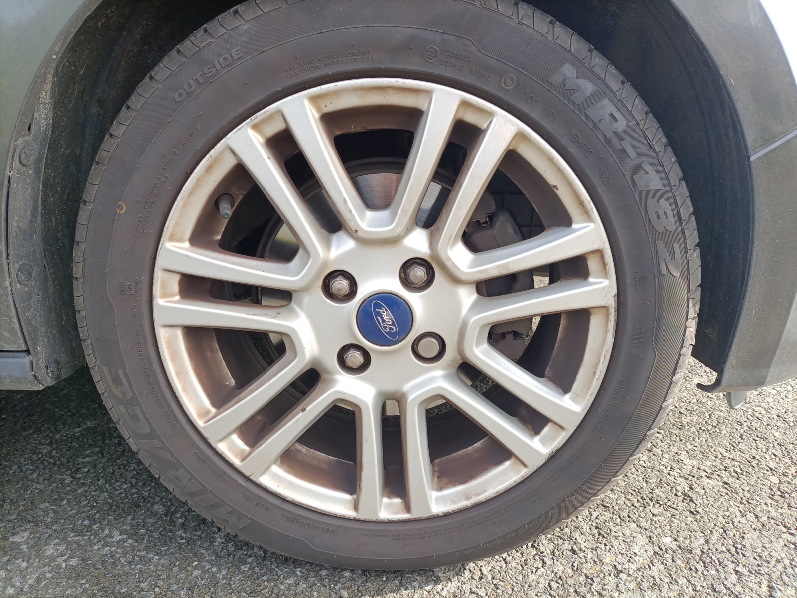 Ford Tourneo Courier 22