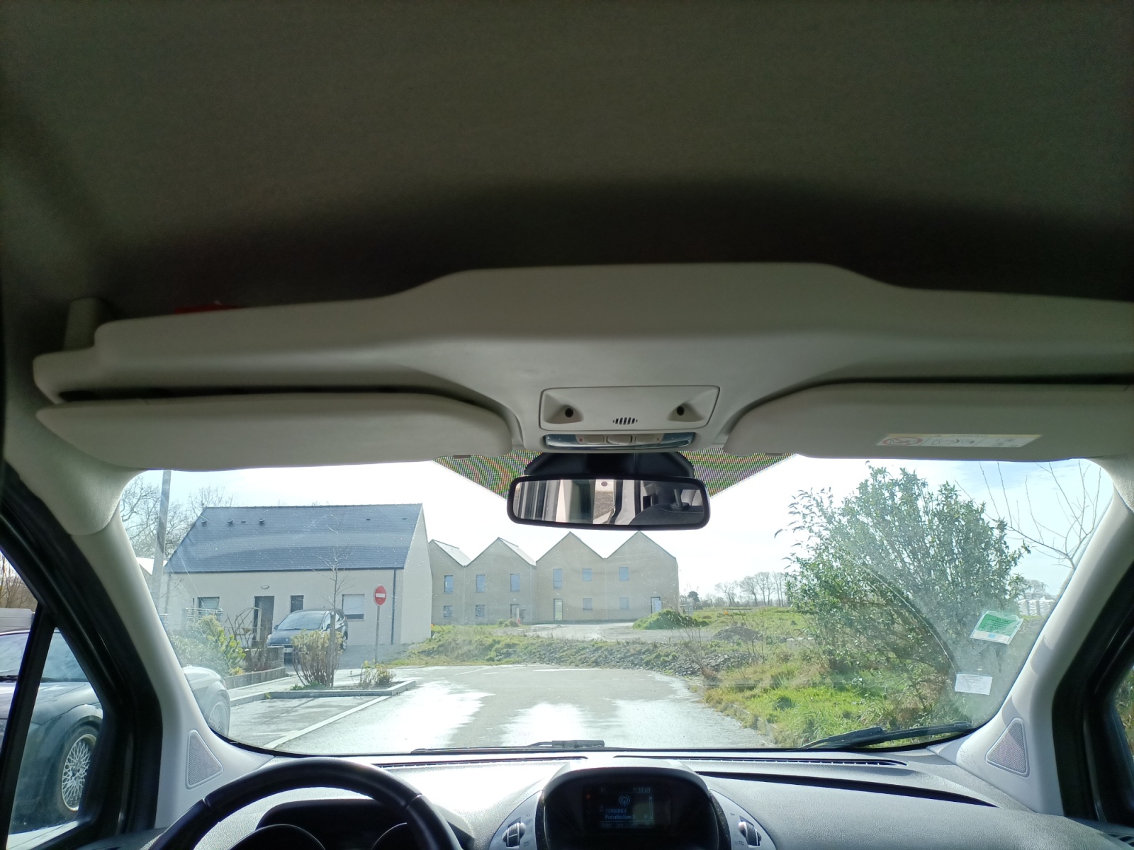 Ford Tourneo Courier 24