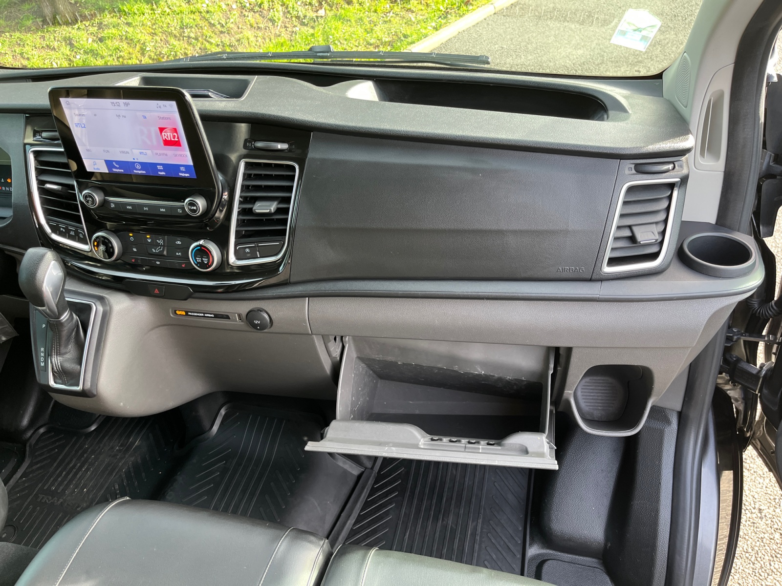 Ford Transit Custom Vu 15