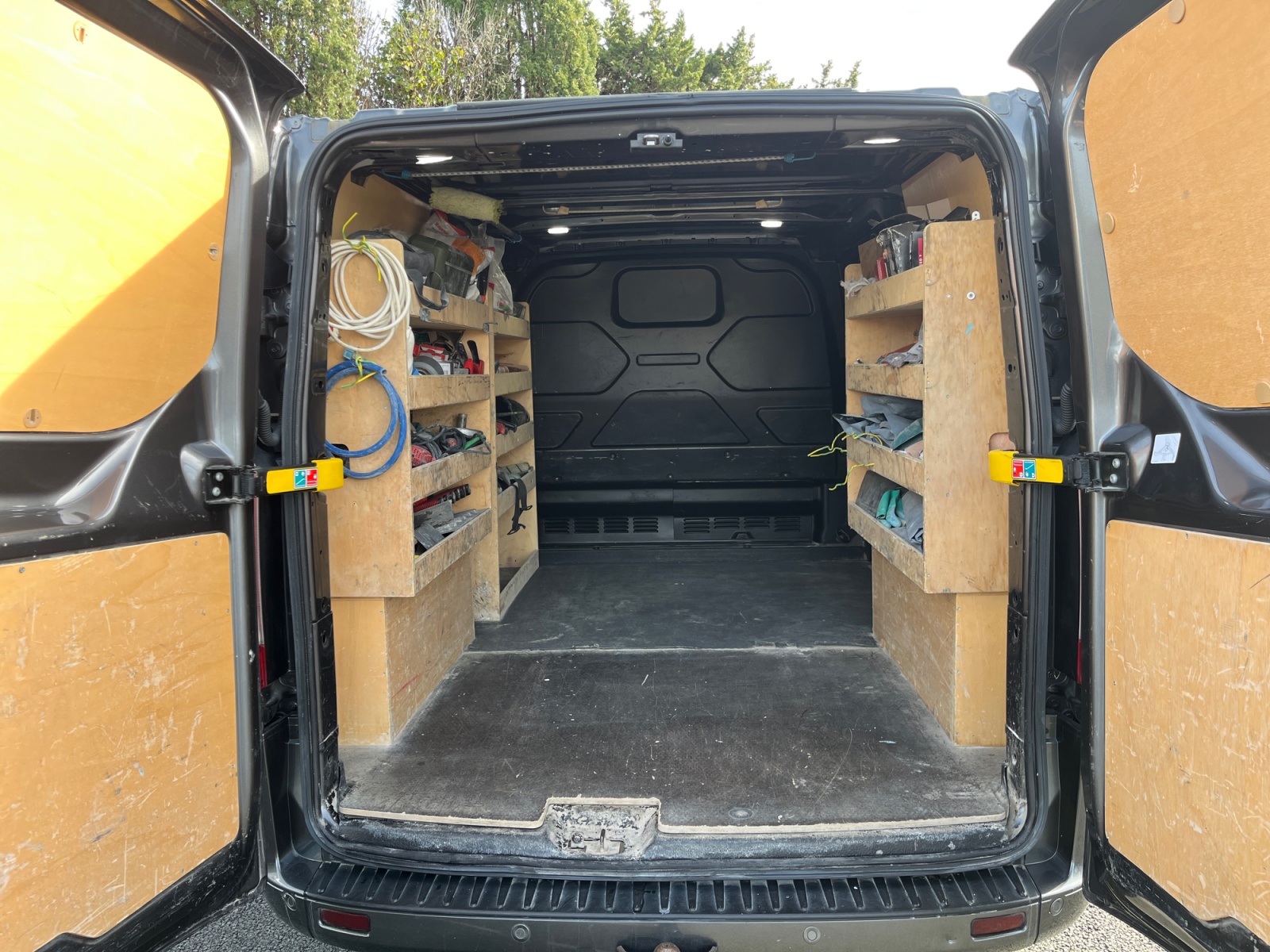 Ford Transit Custom Vu 20