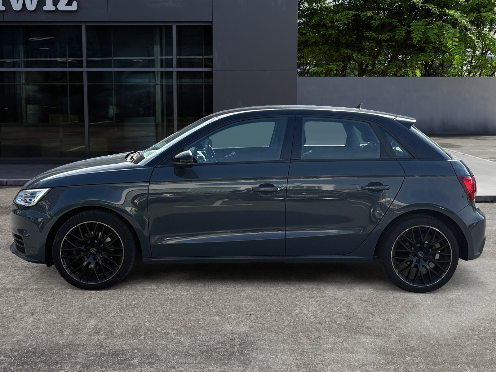 Audi A1 1