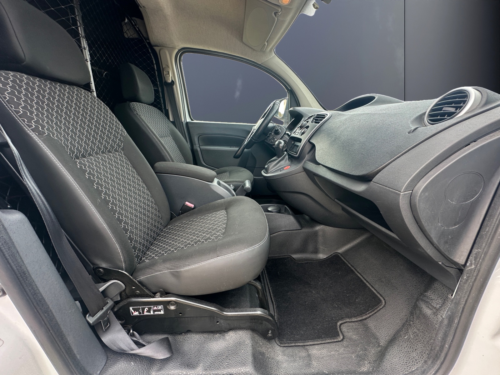 Renault Kangoo Ze Vu 13