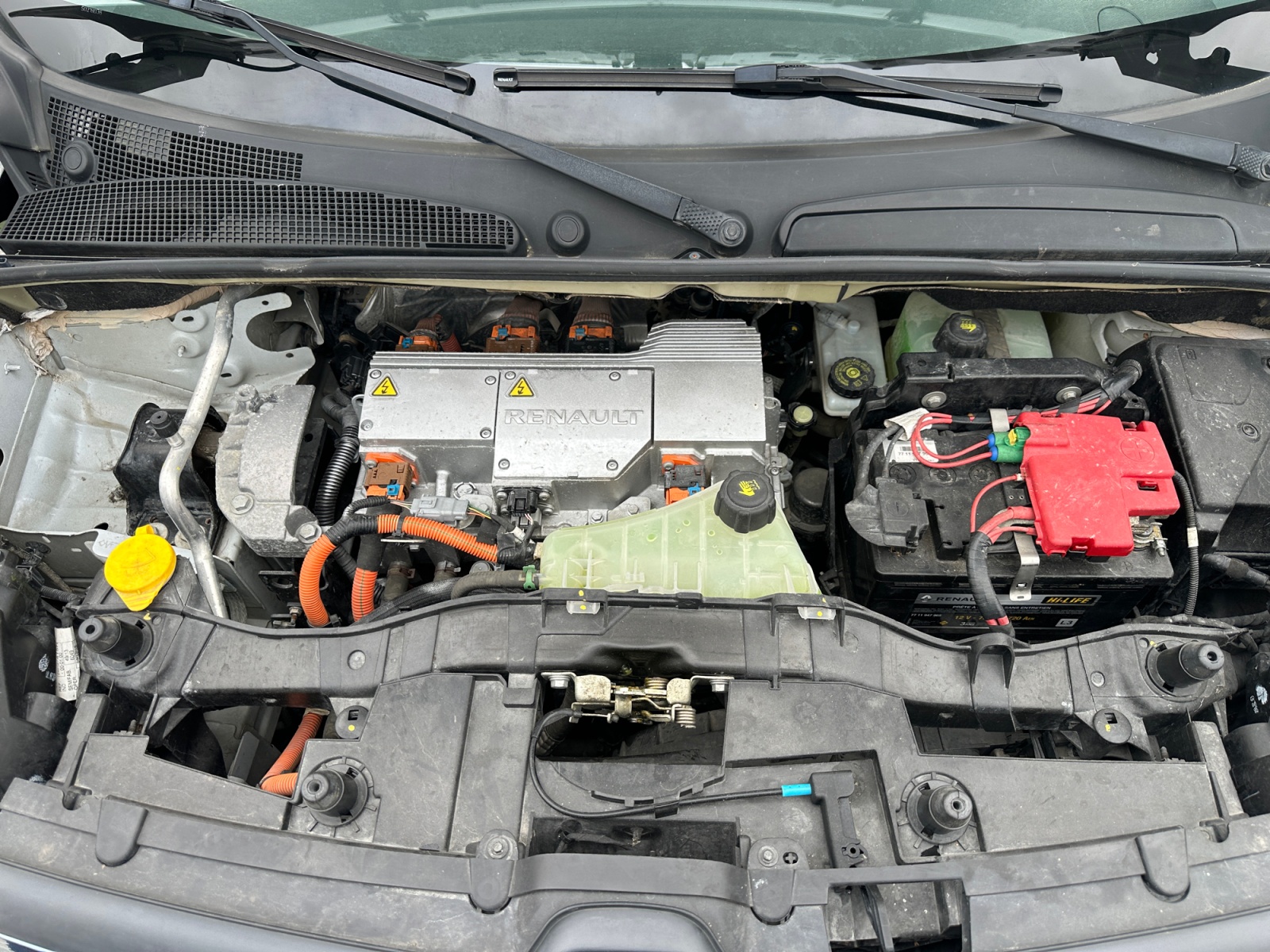 Renault Kangoo Ze Vu 27