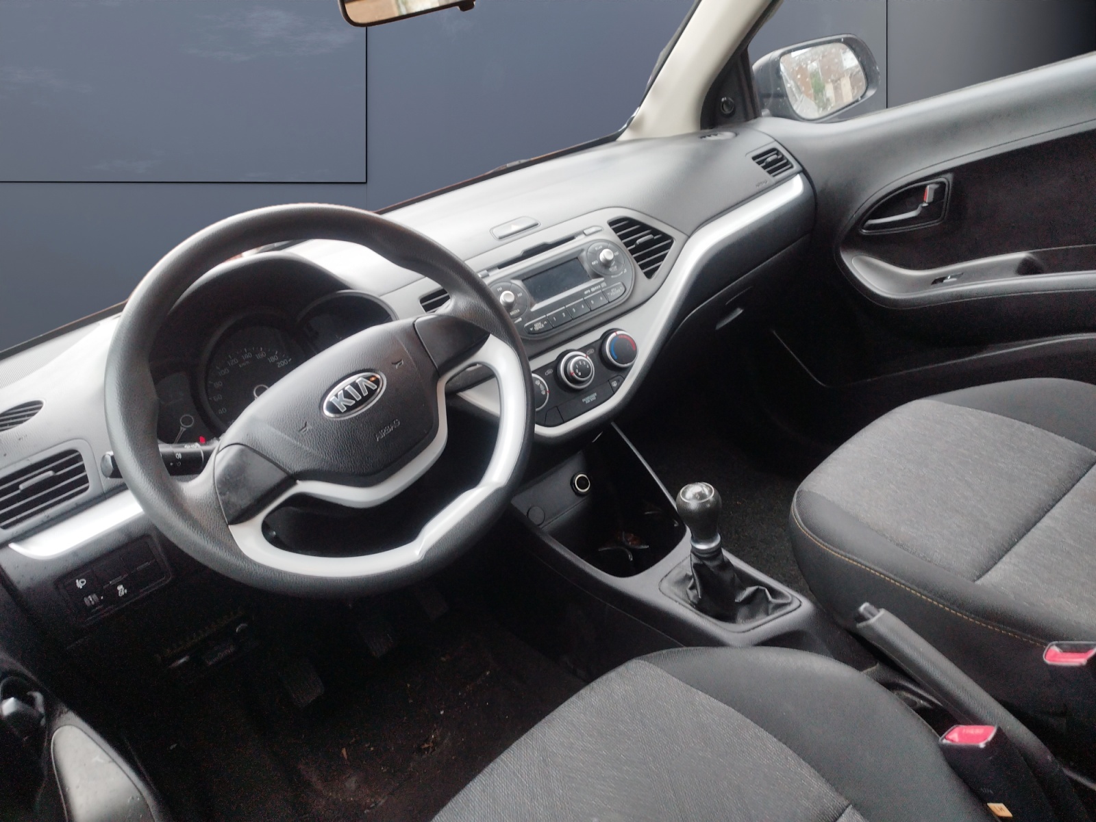 Kia Picanto 8