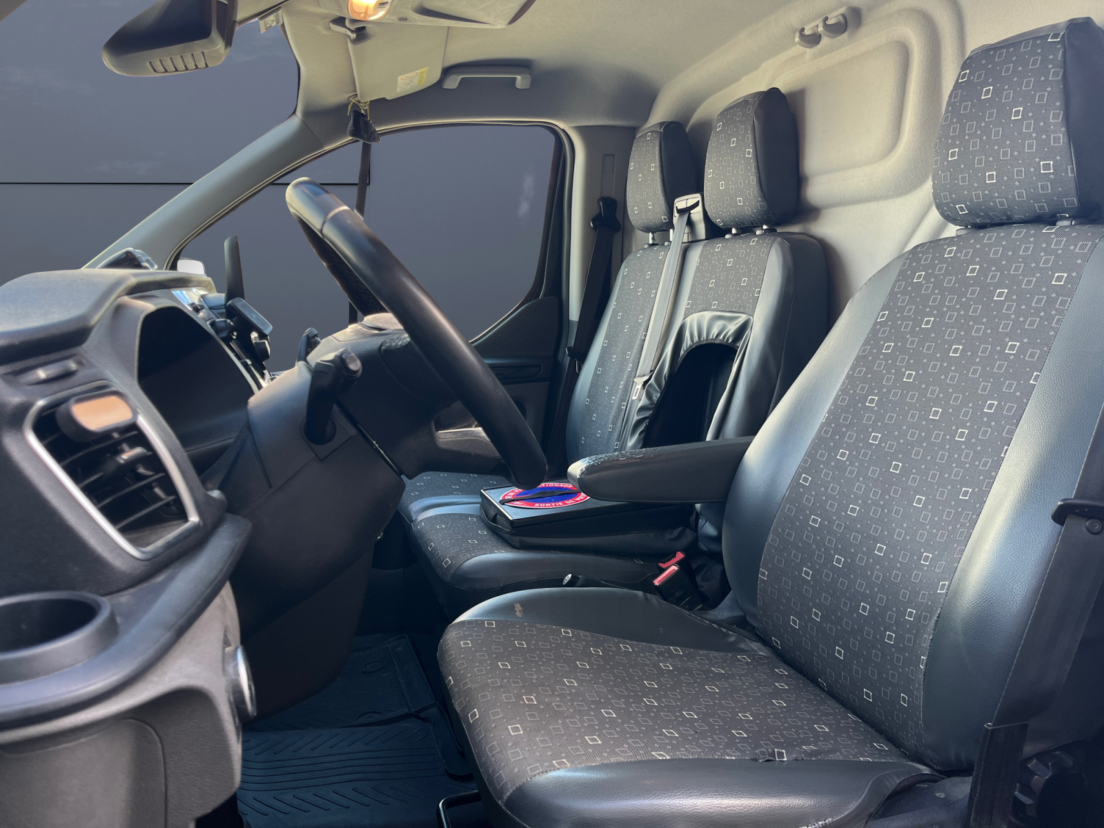 Ford Transit Custom Vu 9