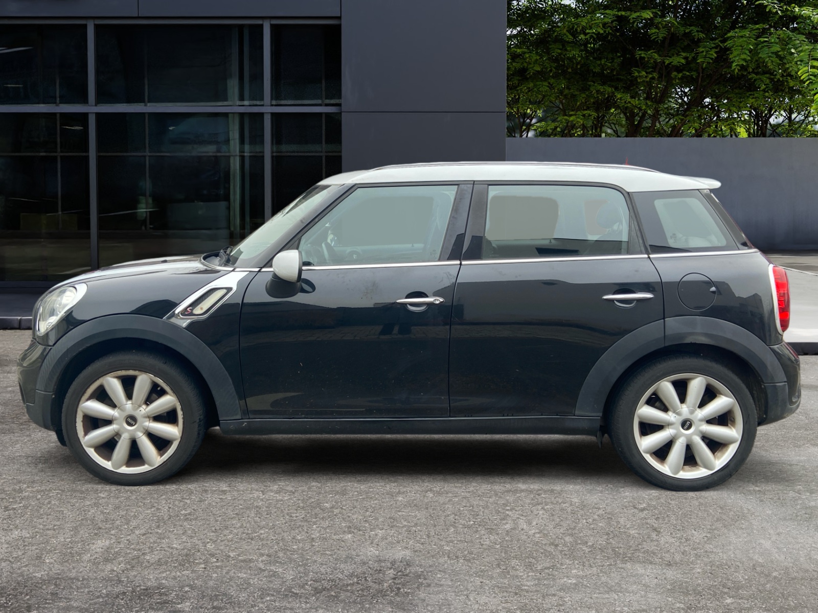 Mini Countryman 1