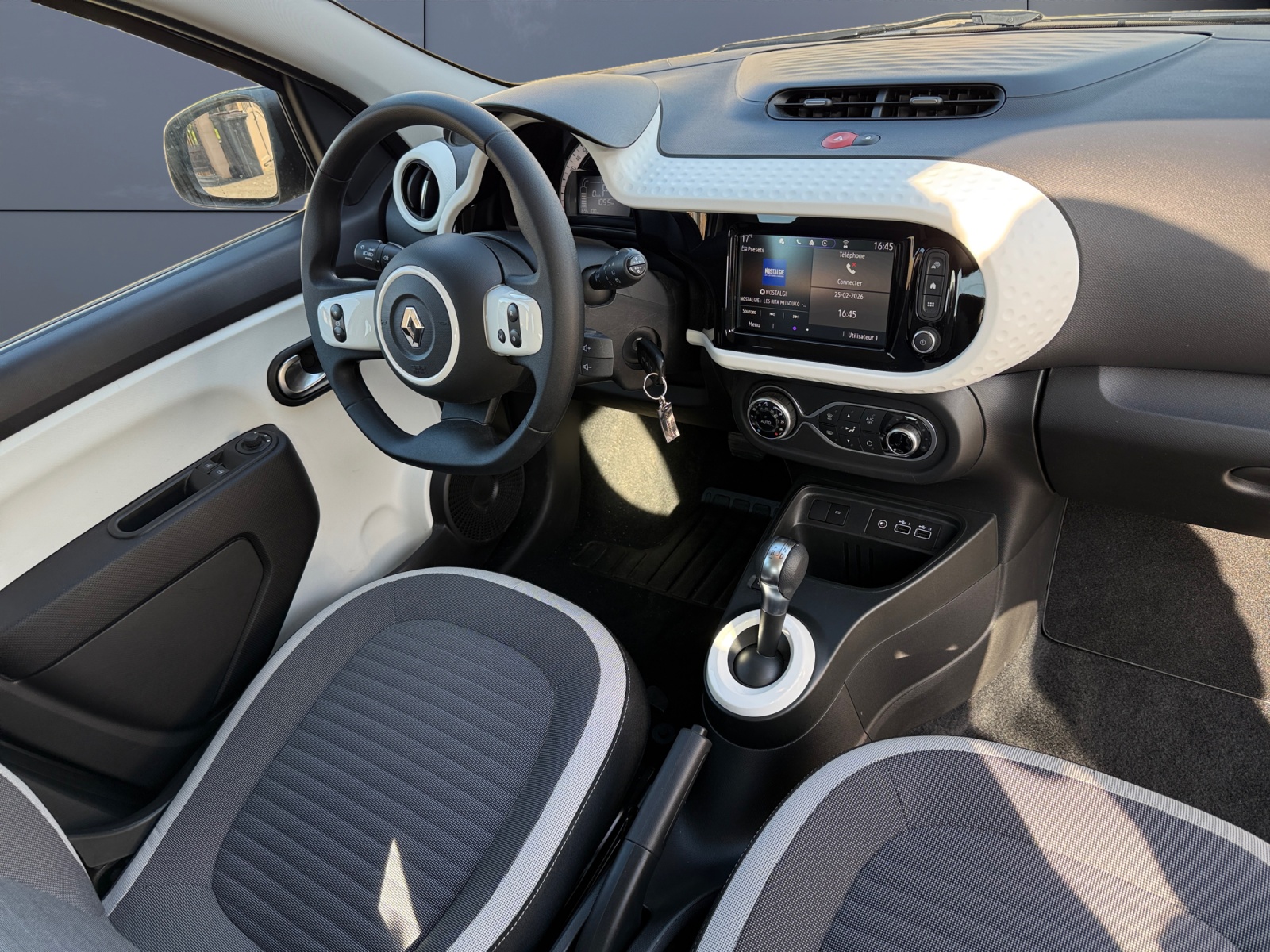 Renault Twingo Electric 12