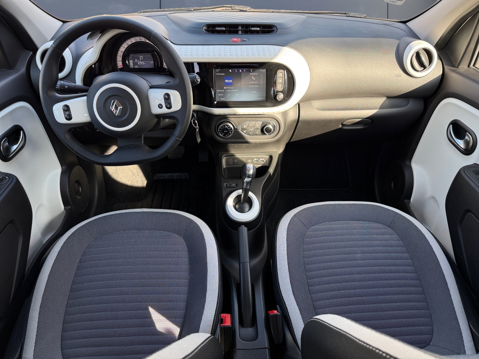 Renault Twingo Electric 14