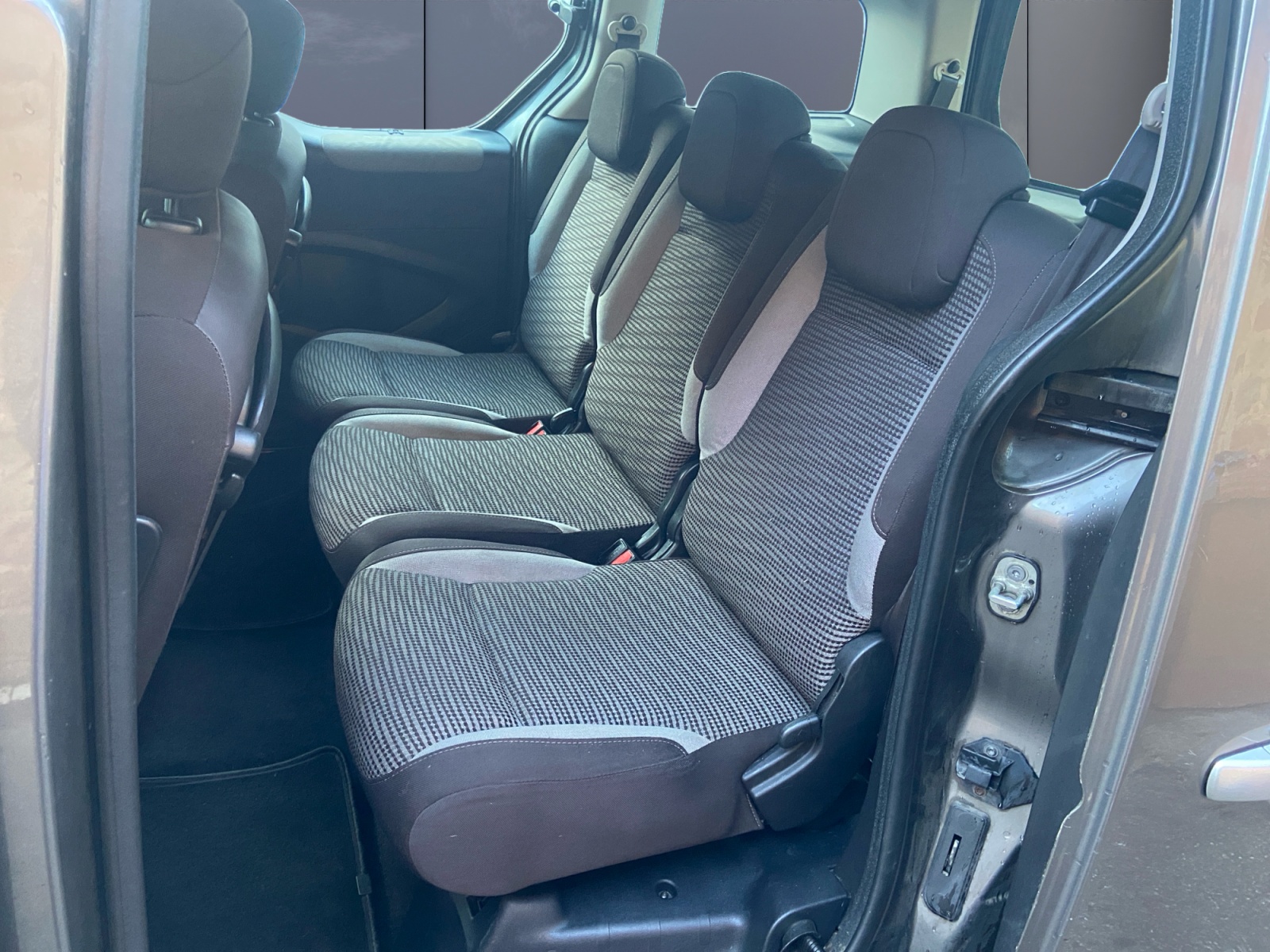 Peugeot Partner Tepee 10