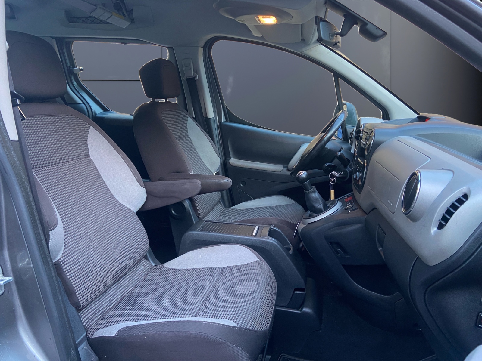 Peugeot Partner Tepee 13