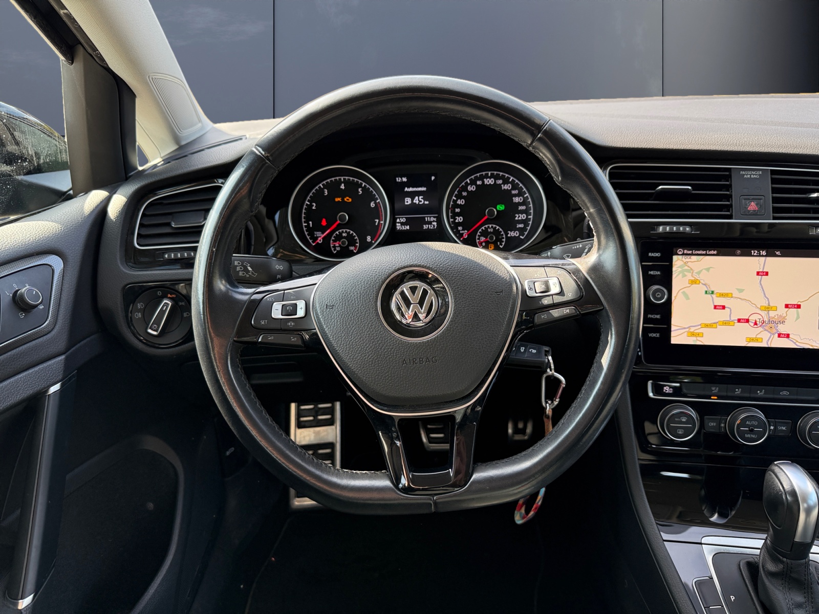 Volkswagen Golf 40