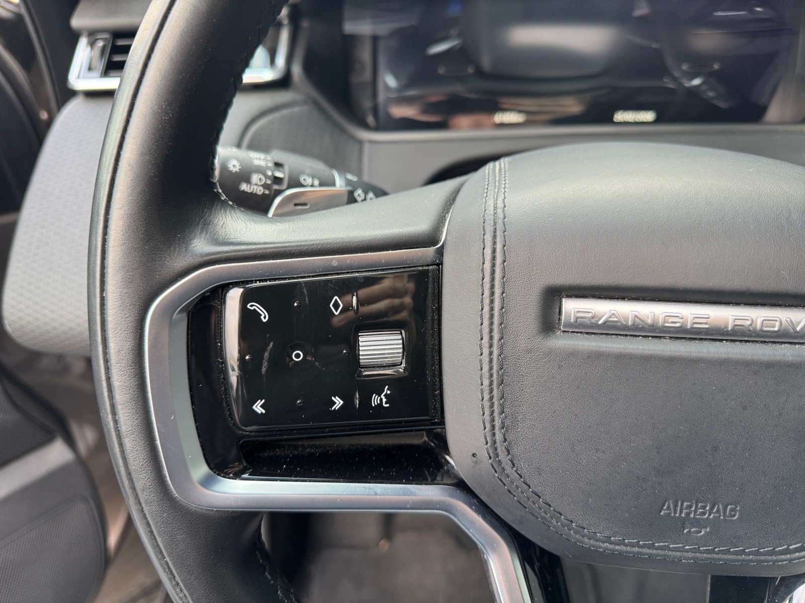 Land Rover Range Rover Velar 20