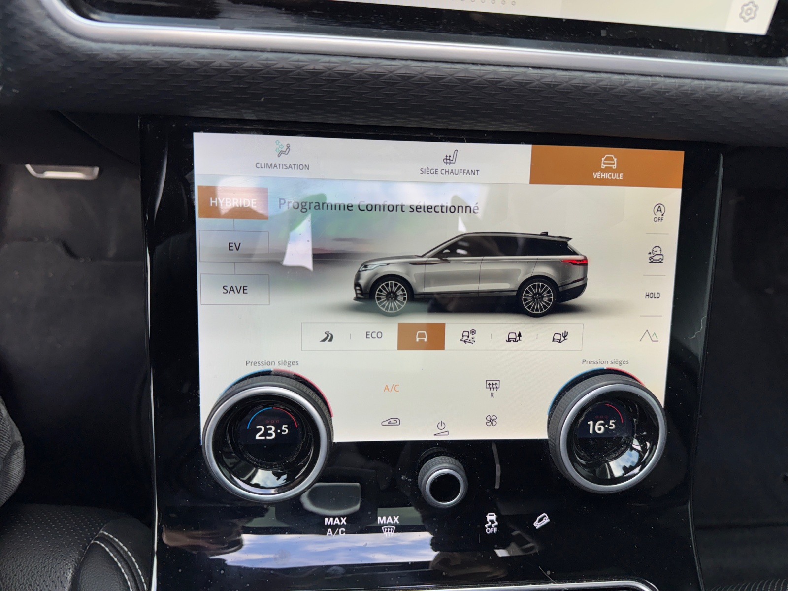 Land Rover Range Rover Velar 24