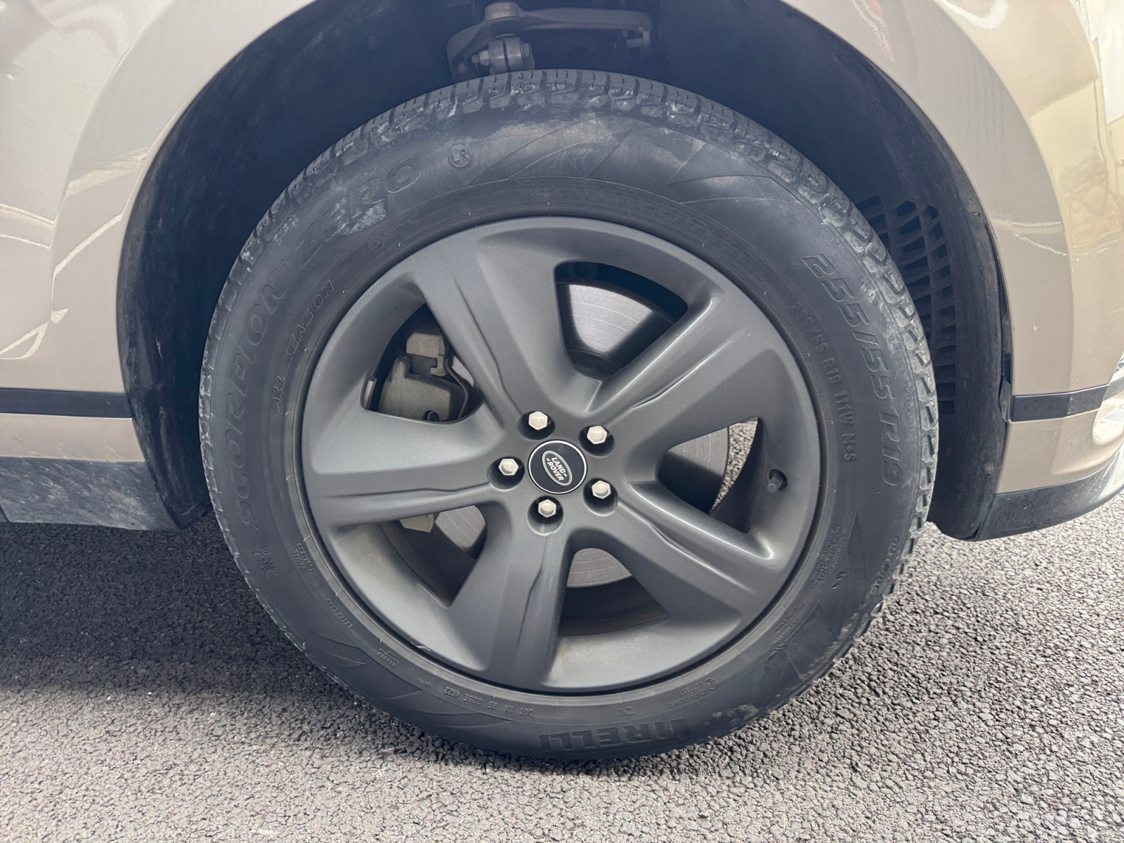 Land Rover Range Rover Velar 31