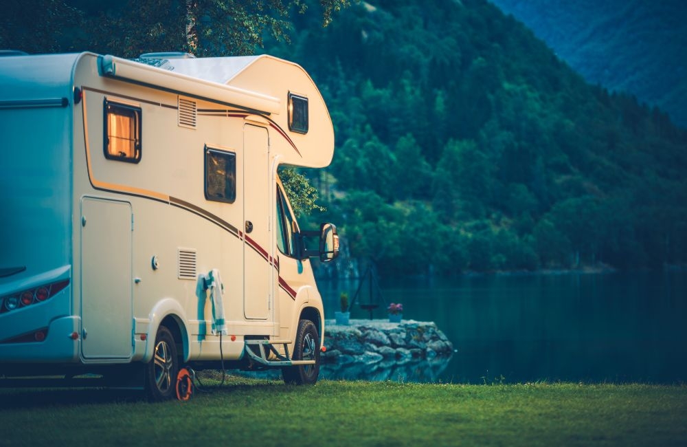 How do I safely enjoy extended nature stays with high-capacity batteries?