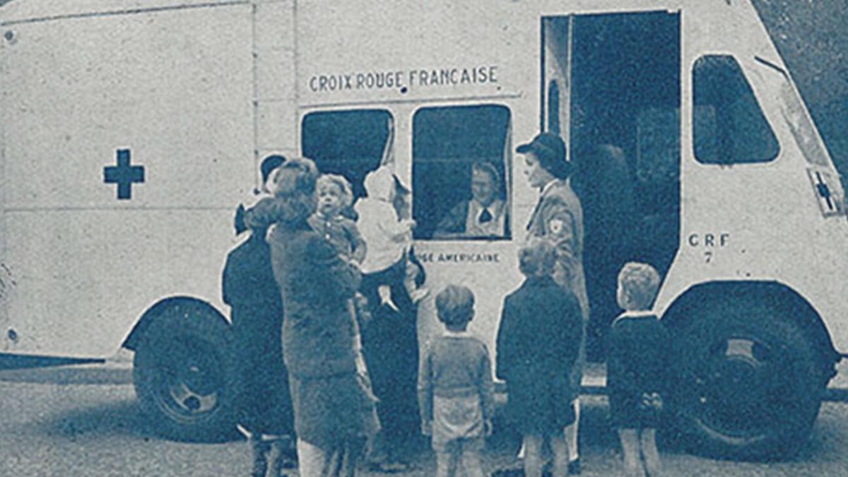 Détail d'une brochure de la Direction des conductrices ambulancières, Camion de consultation du nourrisson Détail d'une brochure de la Direction des conductrices ambulancières, Camion de consultation du nourrisson