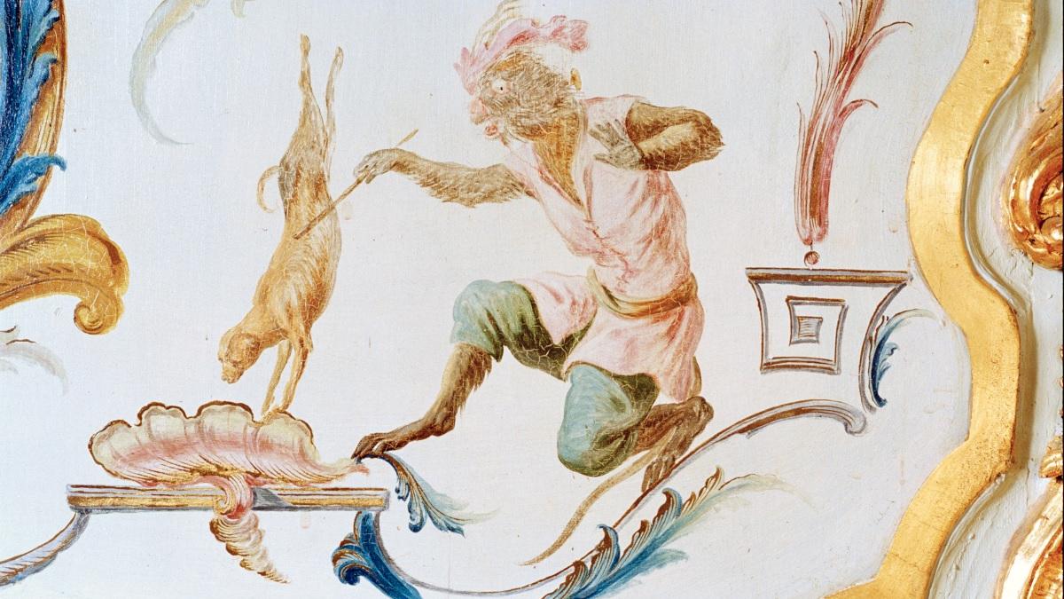 Un singe dresseur de chien, détail d’un panneau peint du salon des Singes. © Archives nationales de France