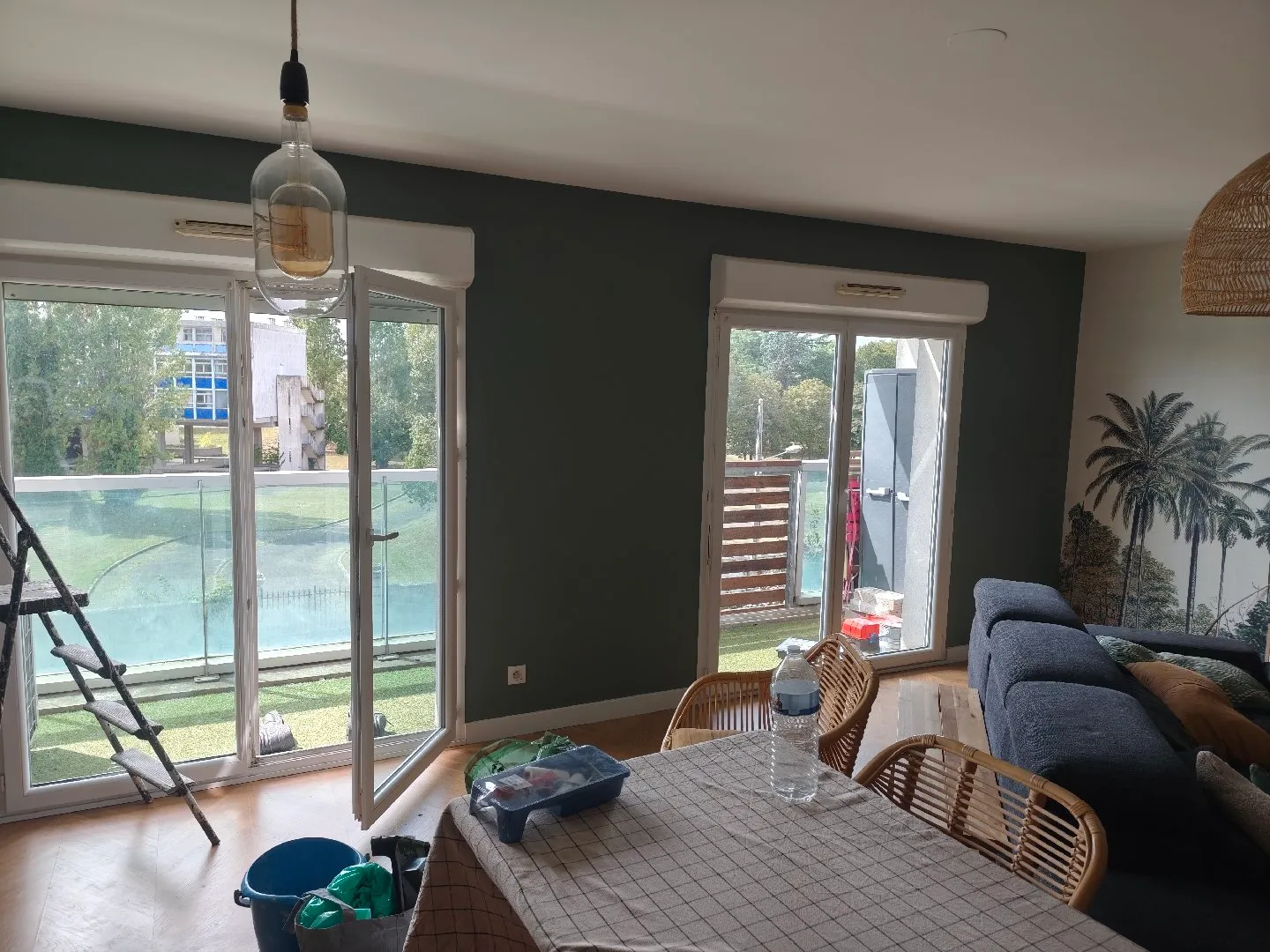 peinture sur un pan de mur